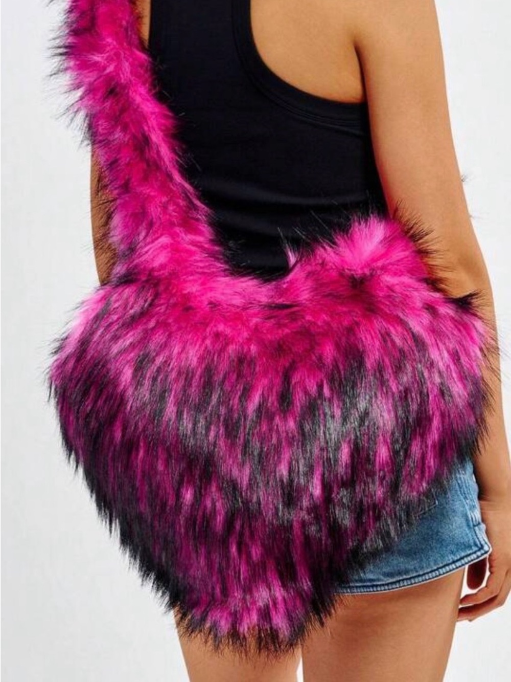 Faux Fur Heart Shoulder Bag in Hot Pink - Picture 2 of 7